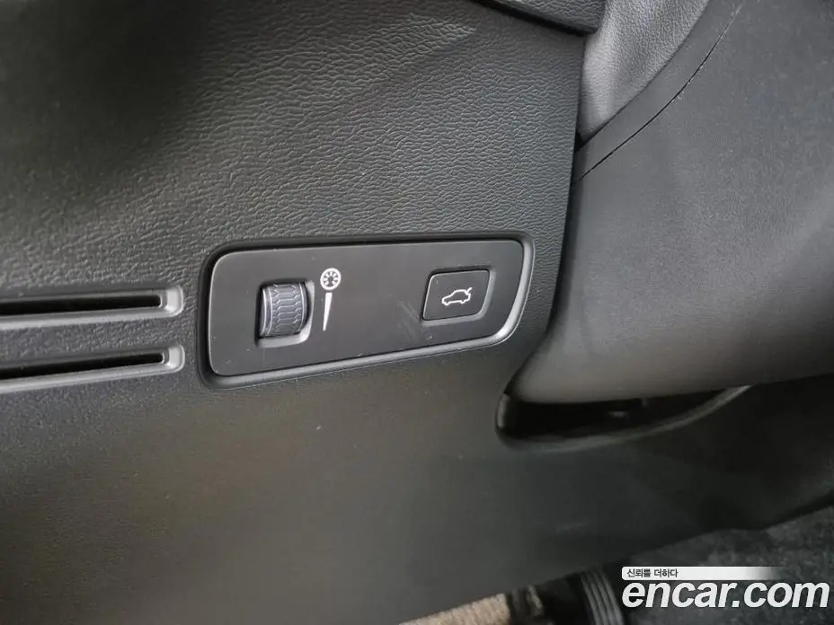 Volvo XC40 2020 2.0 автомат (гидро), фото 18 Volvo XC40 2020 2.0 автомат (гидро), фото 18