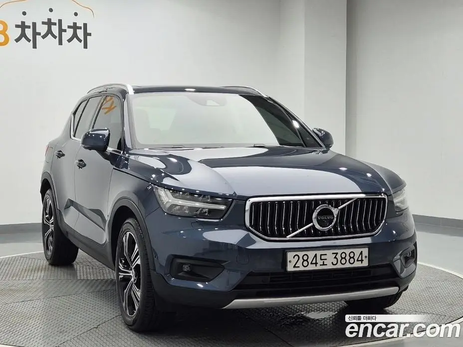 Volvo XC40 2020 2.0 автомат (гидро), фото 4 Volvo XC40 2020 2.0 автомат (гидро), фото 4