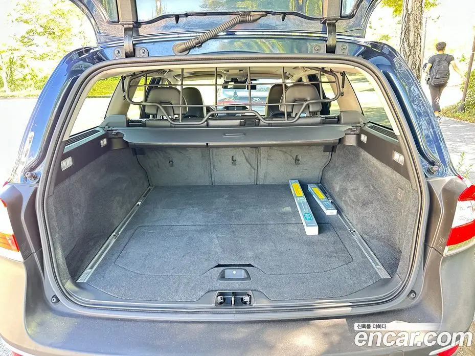 Volvo XC70 2013 2.4 автомат (гидро), фото 17 Volvo XC70 2013 2.4 автомат (гидро), фото 17