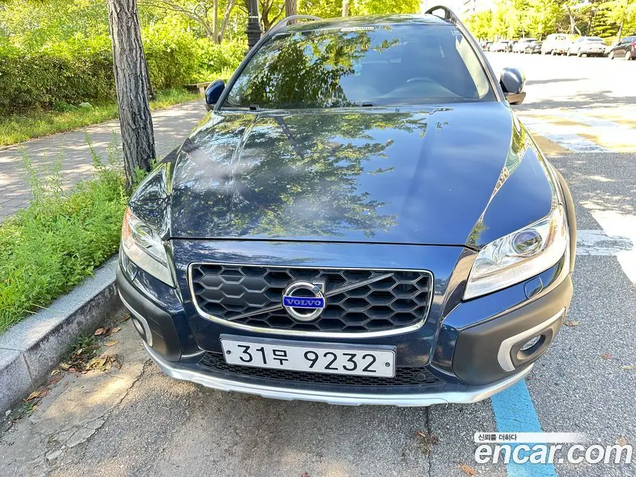 Volvo XC70 2013 2.4 автомат (гидро), фото 3 Volvo XC70 2013 2.4 автомат (гидро), фото 3