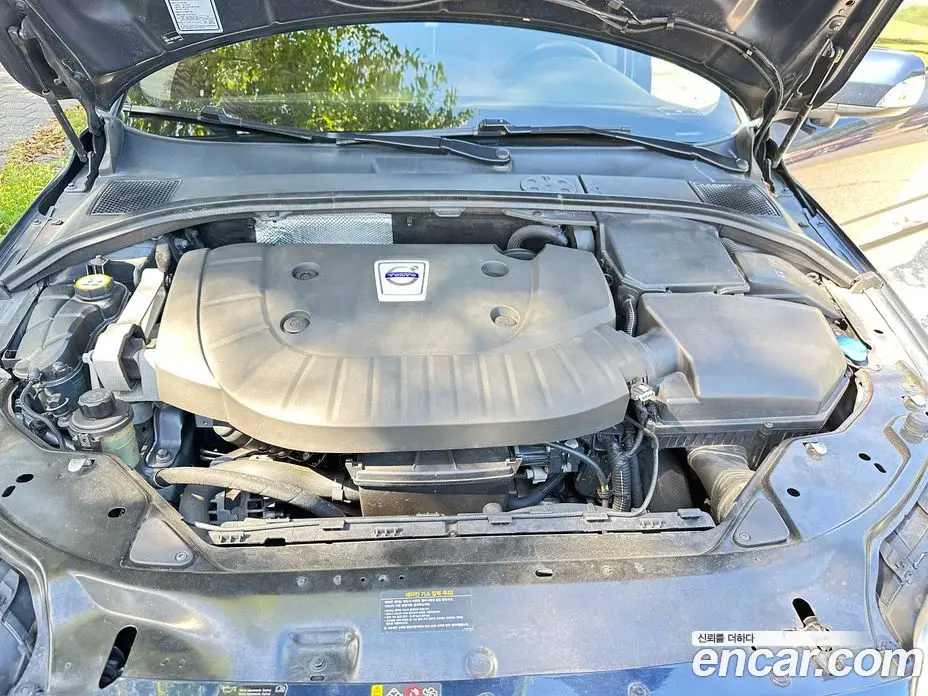 Volvo XC70 2013 2.4 автомат (гидро), фото 6 Volvo XC70 2013 2.4 автомат (гидро), фото 6