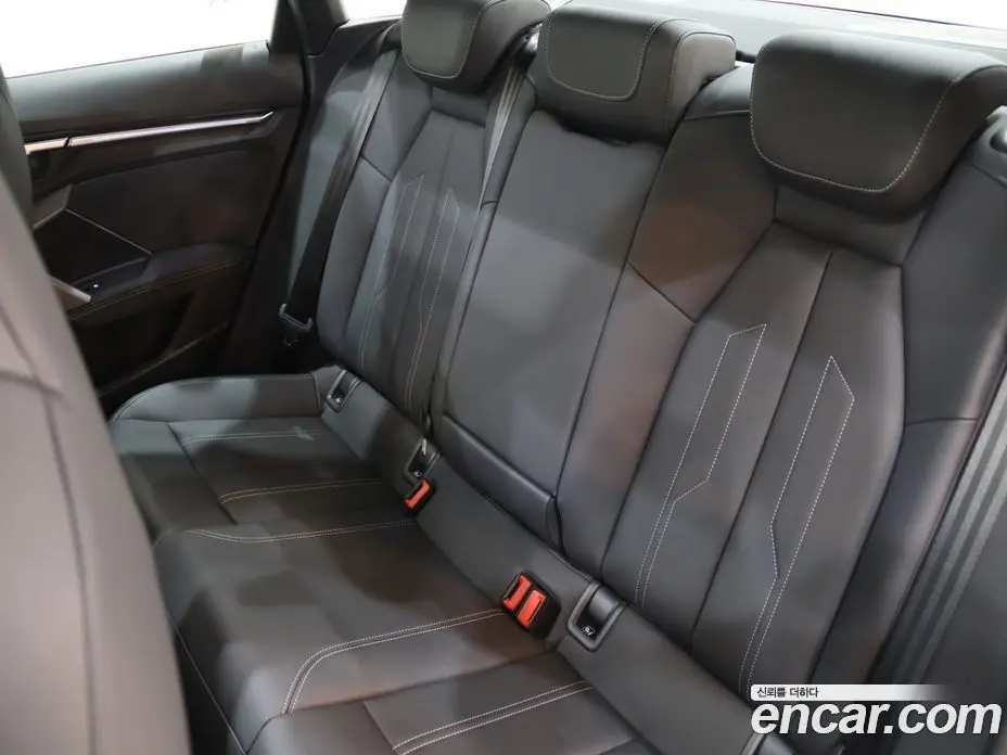 Audi A3 2026 2.0 автомат (гидро), фото 10 Audi A3 2026 2.0 автомат (гидро), фото 10