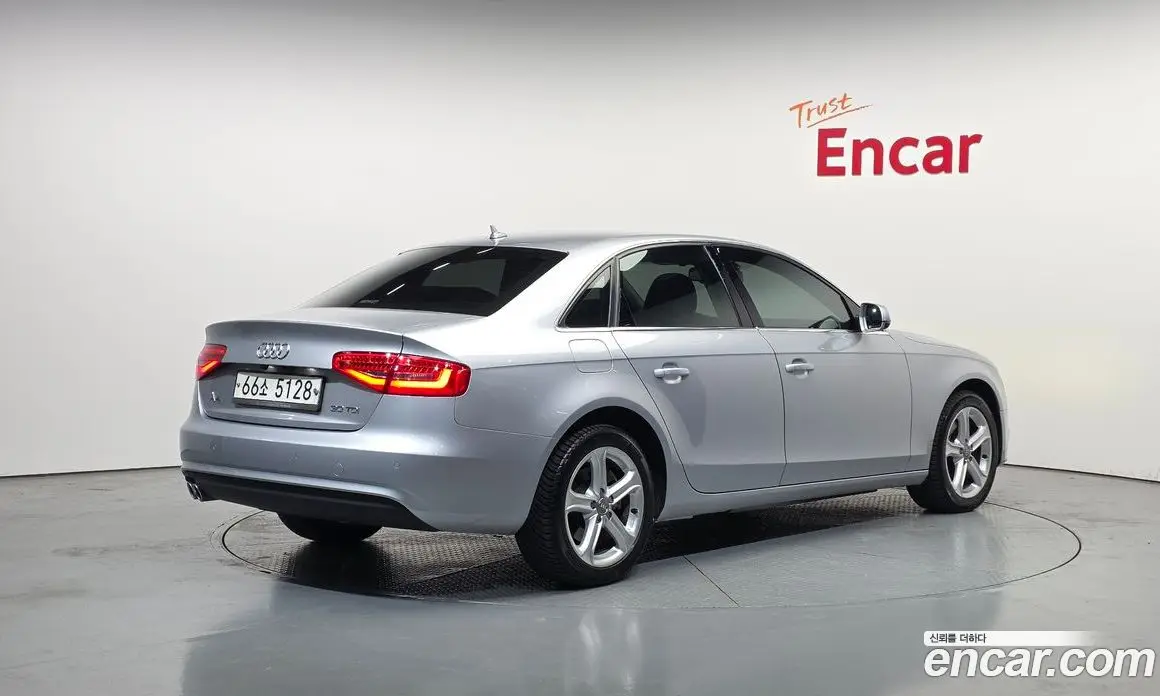 Audi A4 2015 2.0 автомат (гидро), фото 2 Audi A4 2015 2.0 автомат (гидро), фото 2