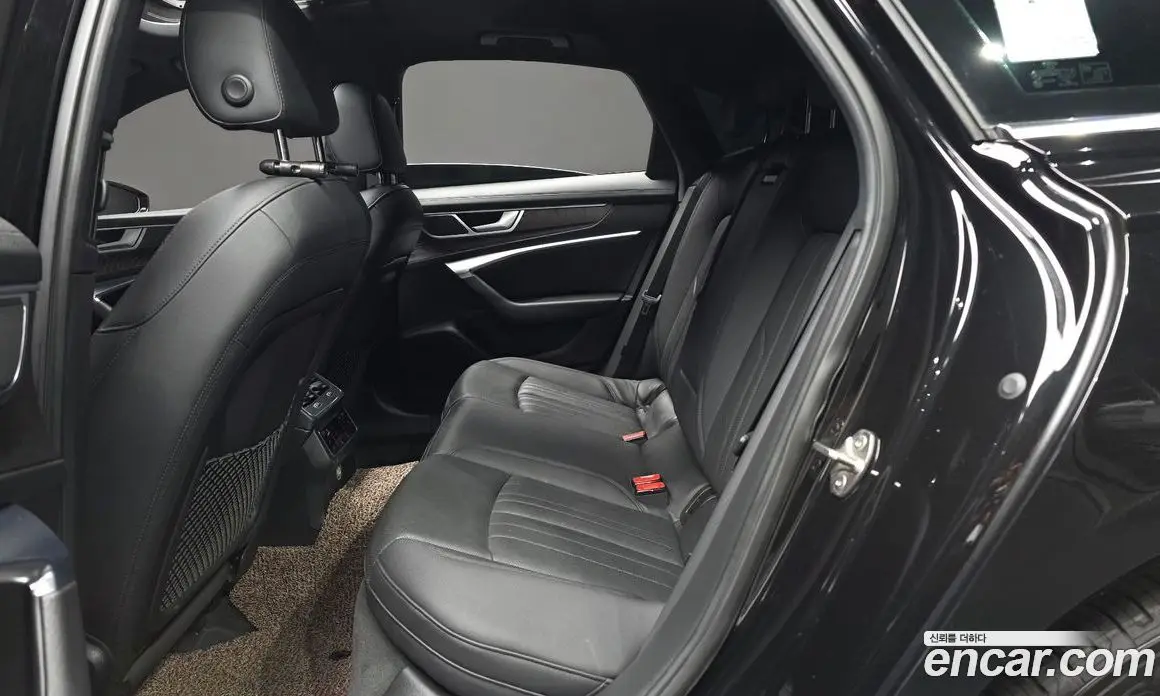 Audi A6 2019 2.0 автомат (гидро), фото 12 Audi A6 2019 2.0 автомат (гидро), фото 12