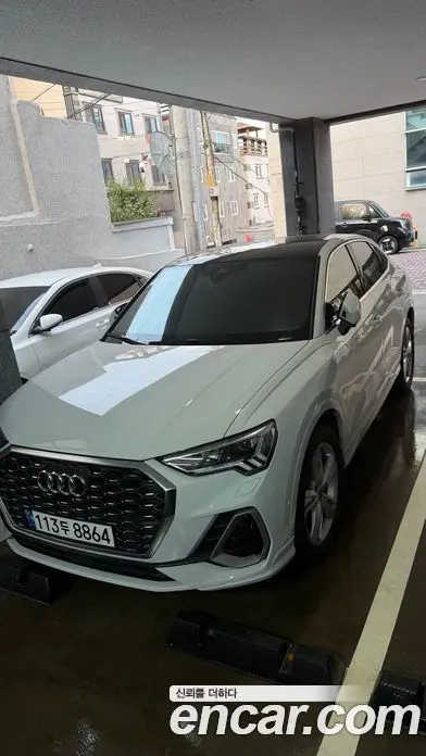 Audi Q3 2022 2.0 автомат (гидро), фото 1 Audi Q3 2022 2.0 автомат (гидро), фото 1