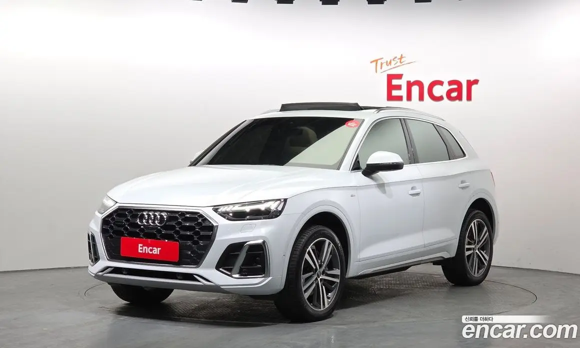 Audi Q5 2023 2.0 автомат (гидро), фото 1 Audi Q5 2023 2.0 автомат (гидро), фото 1