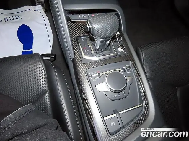 Audi R8 2017 5.2 автомат (гидро), миниатюра 12