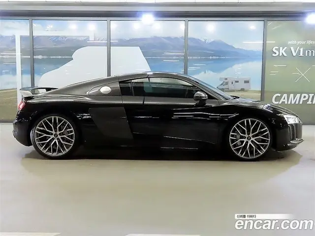 Audi R8 2017 5.2 автомат (гидро), миниатюра 4 Audi R8 2017 5.2 автомат (гидро), миниатюра 4