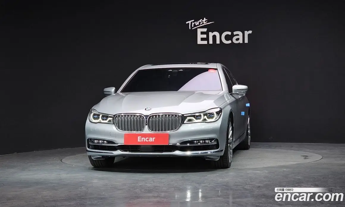 BMW 7 серия 2016 4.4 автомат (гидро), фото 3