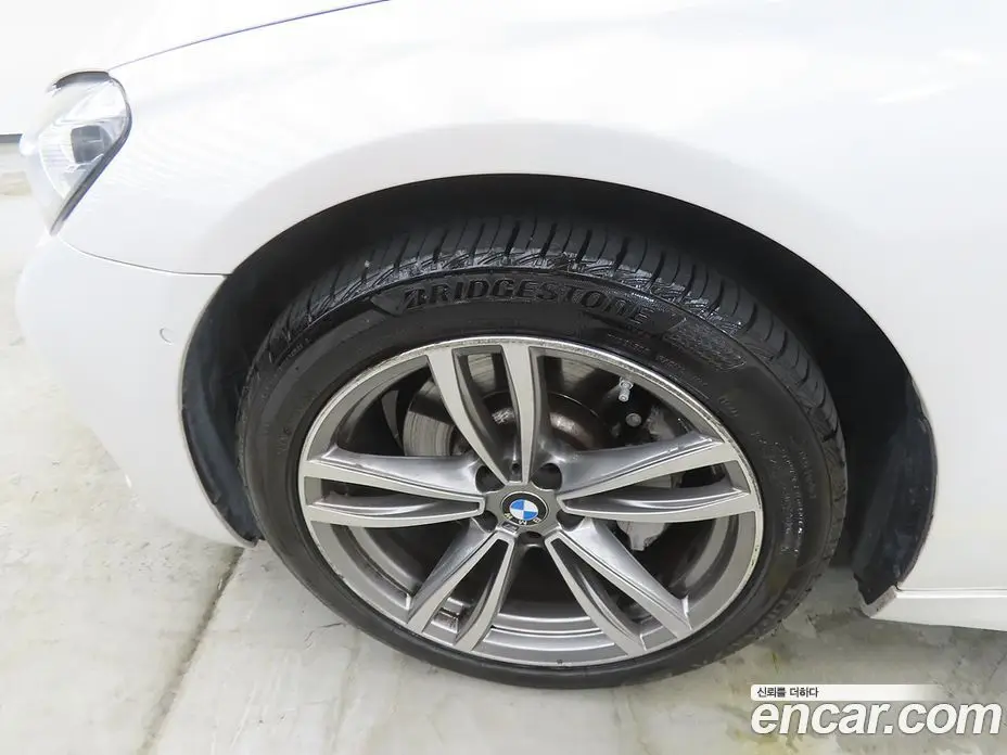 BMW 7 серия 2017 3.0 автомат (гидро), фото 20