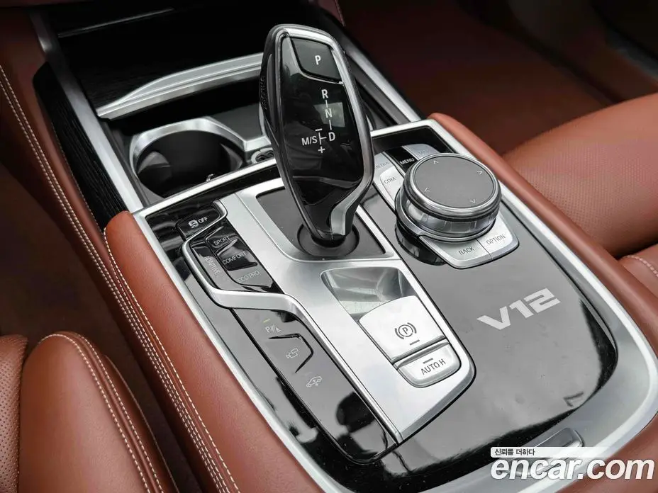 BMW 7 серия 2019 6.6 автомат (гидро), фото 17 BMW 7 серия 2019 6.6 автомат (гидро), фото 17