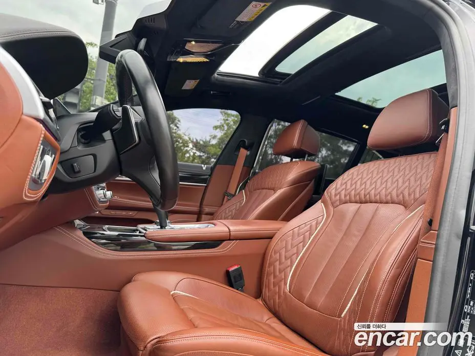 BMW 7 серия 2019 6.6 автомат (гидро), фото 20 BMW 7 серия 2019 6.6 автомат (гидро), фото 20