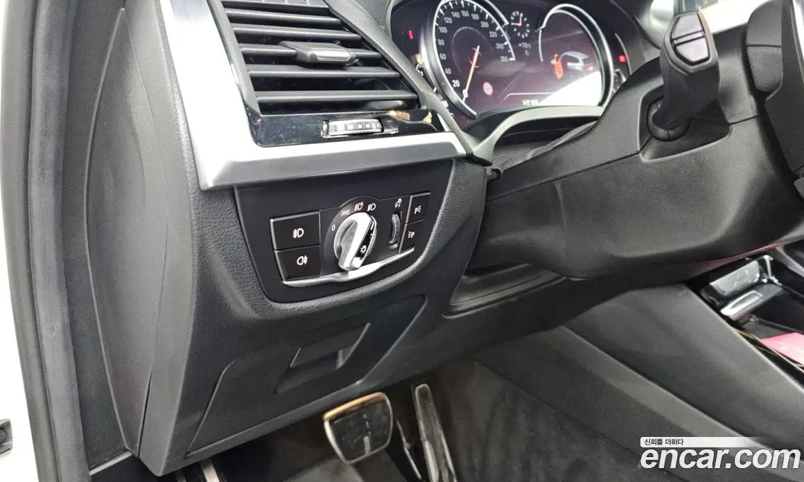 BMW X3 2018 2.0 автомат (гидро), фото 18 BMW X3 2018 2.0 автомат (гидро), фото 18