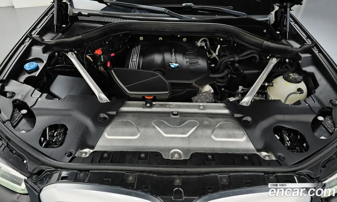 BMW X4 2023 2.0 автомат (гидро), фото 6