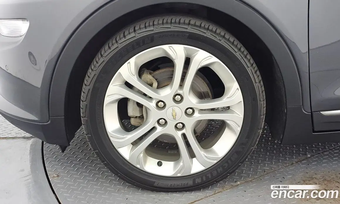 Chevrolet Bolt EV 2019 0.2 автомат (гидро), фото 5 Chevrolet Bolt EV 2019 0.2 автомат (гидро), фото 5