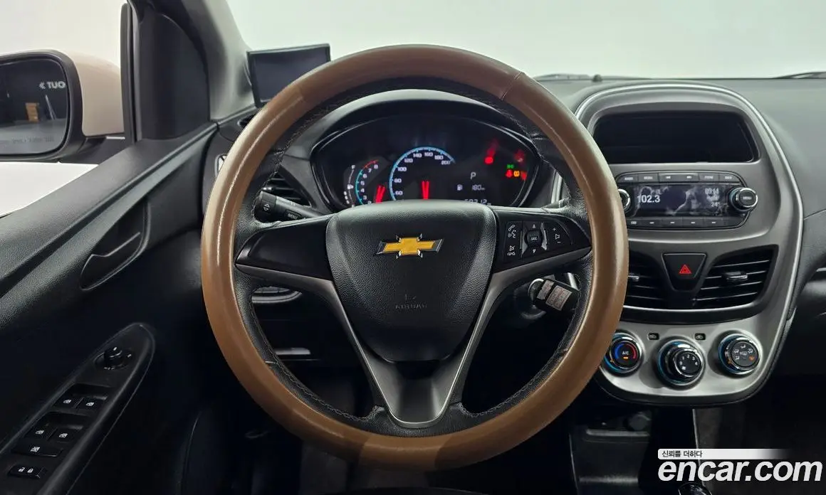 Chevrolet Spark 2015 1.0 автомат (гидро), фото 13
