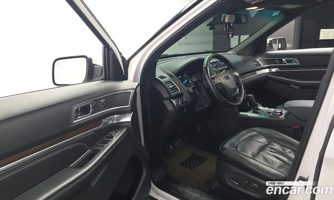 Ford Explorer 2017 2.3 автомат (гидро), фото 10