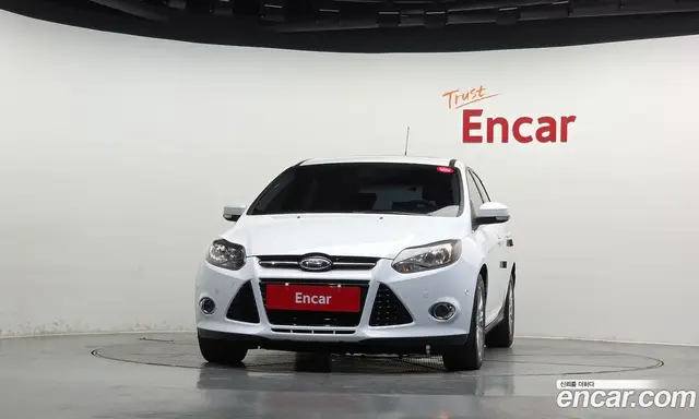 Ford Focus 2015 2.0 автомат (гидро), миниатюра 3