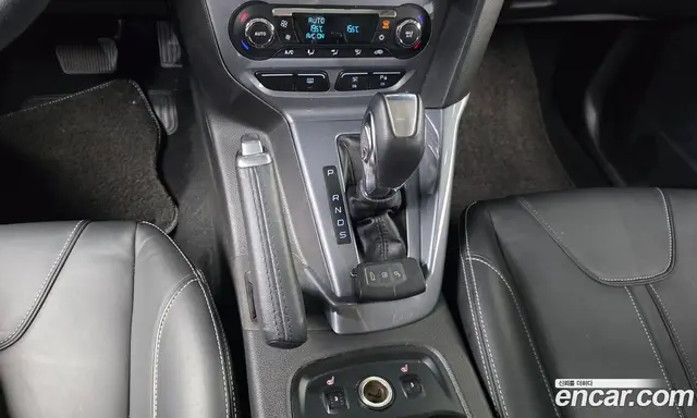 Ford Focus 2015 2.0 автомат (гидро), миниатюра 9