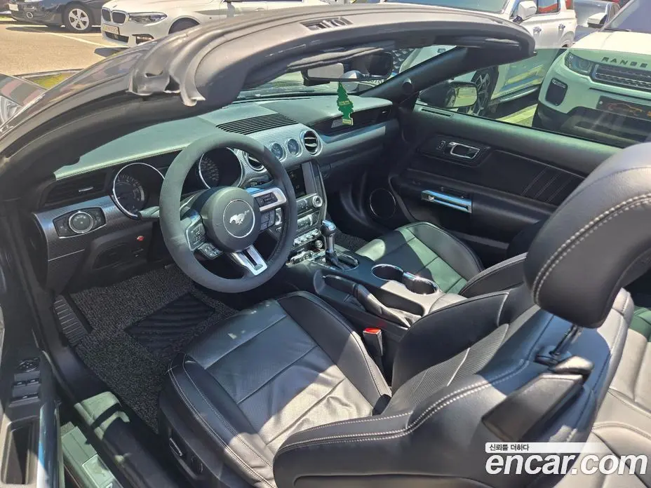 Ford Mustang 2016 2.3 автомат (гидро), фото 12