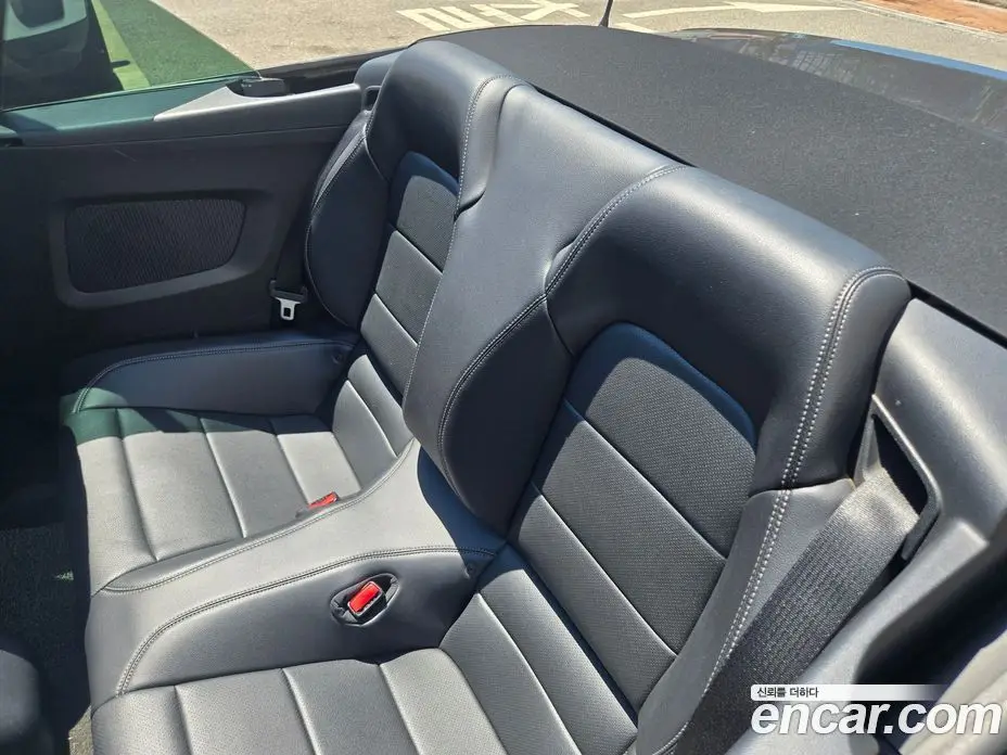 Ford Mustang 2016 2.3 автомат (гидро), фото 14