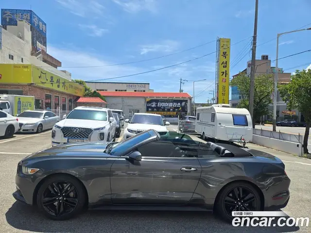 Ford Mustang 2016 2.3 автомат (гидро), миниатюра 3