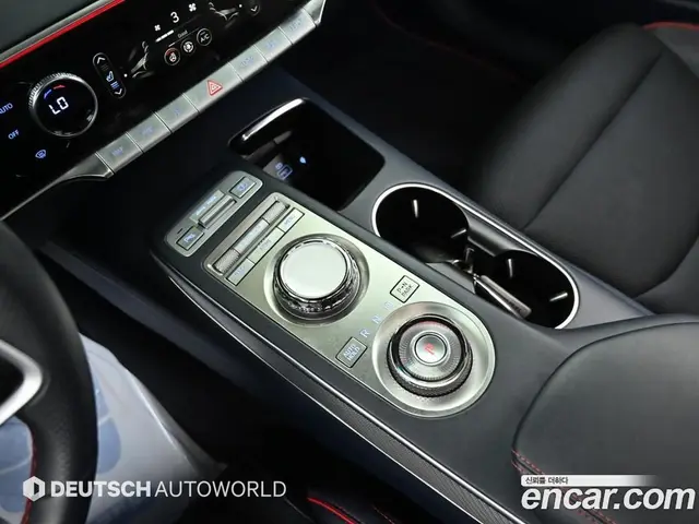 Genesis GV70 2021 2.5 автомат (гидро), миниатюра 9