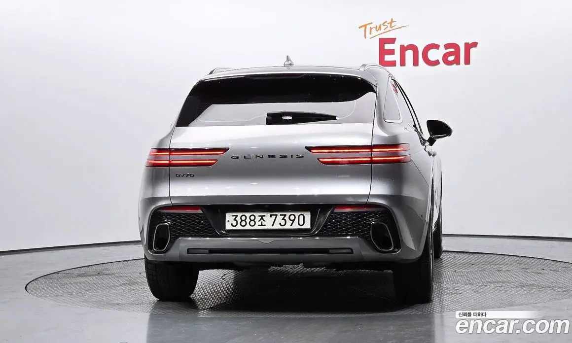 Genesis GV70 2021 2.5 автомат (гидро), фото 4 Genesis GV70 2021 2.5 автомат (гидро), фото 4