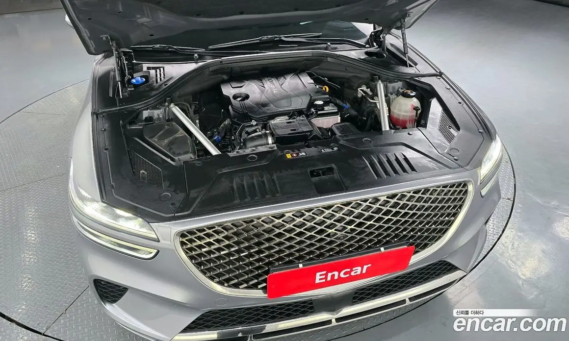 Genesis GV70 2021 2.5 автомат (гидро), фото 6 Genesis GV70 2021 2.5 автомат (гидро), фото 6