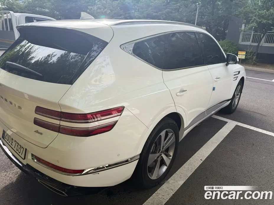Genesis GV80 2023 2.5 автомат (гидро), фото 17 Genesis GV80 2023 2.5 автомат (гидро), фото 17