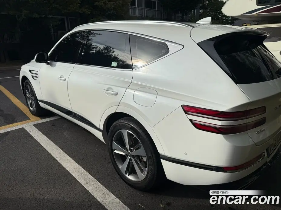 Genesis GV80 2023 2.5 автомат (гидро), фото 18 Genesis GV80 2023 2.5 автомат (гидро), фото 18
