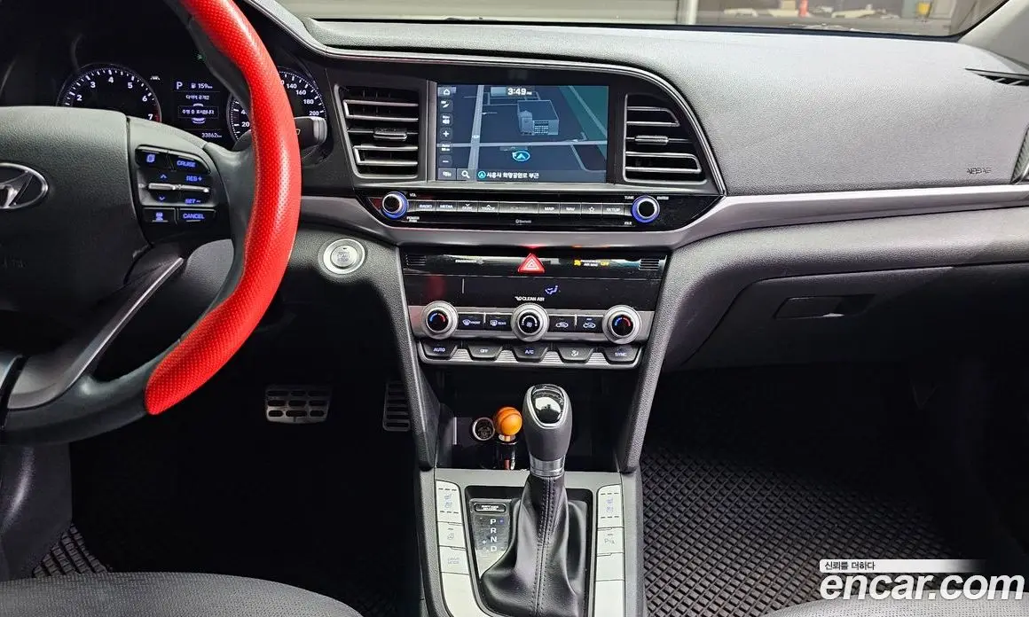 Hyundai Avante 2019 1.6 автомат (гидро), фото 17