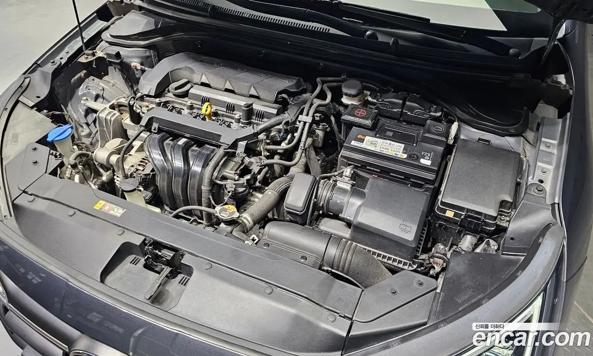 Hyundai Avante 2019 1.6 автомат (гидро), фото 6