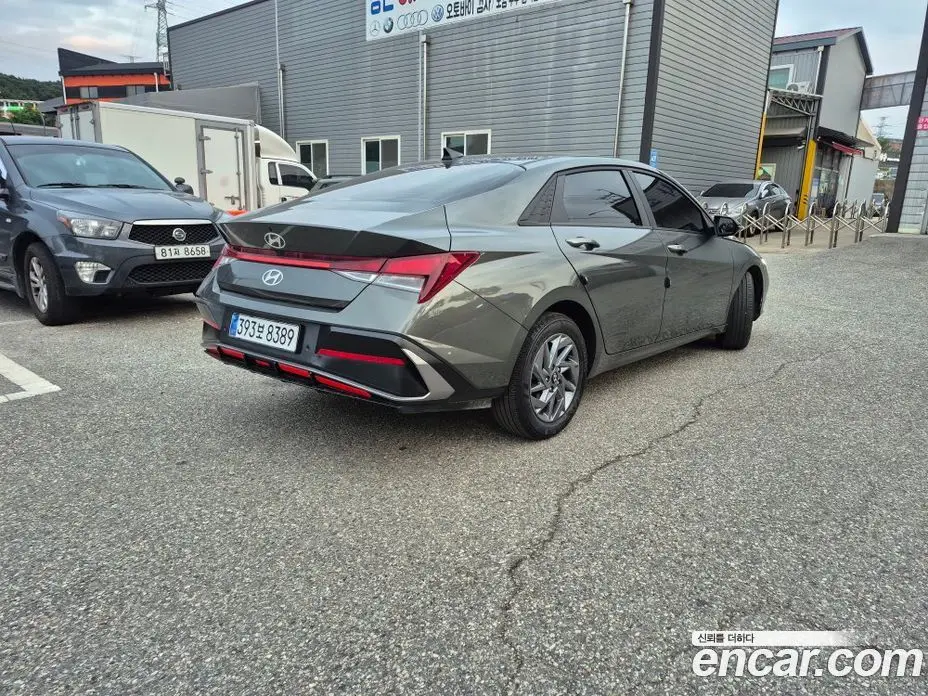 Hyundai Avante 2025 1.6 автомат (гидро), фото 5 Hyundai Avante 2025 1.6 автомат (гидро), фото 5
