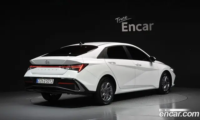 Hyundai Avante 2026 1.6 автомат (гидро), миниатюра 2