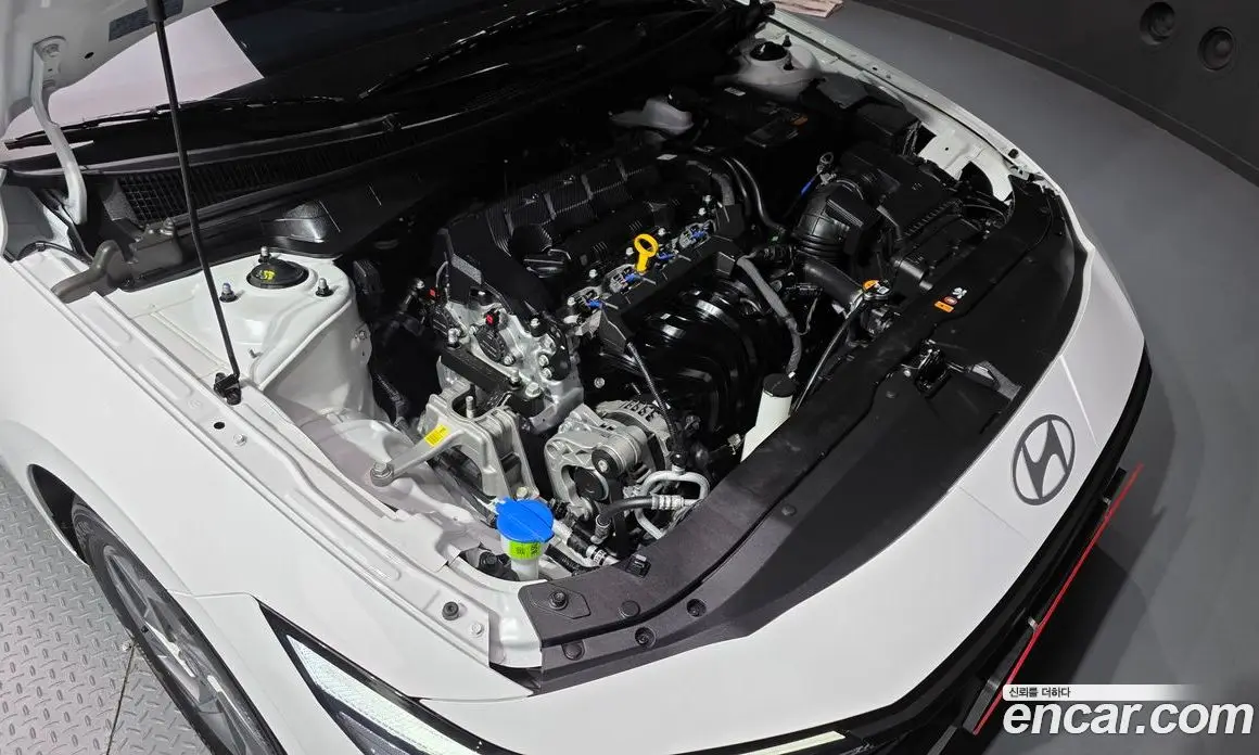Hyundai Avante 2026 1.6 автомат (гидро), фото 6