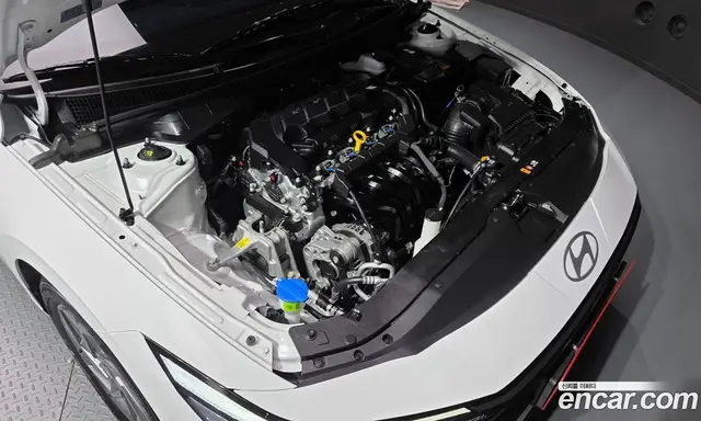 Hyundai Avante 2026 1.6 автомат (гидро), миниатюра 6