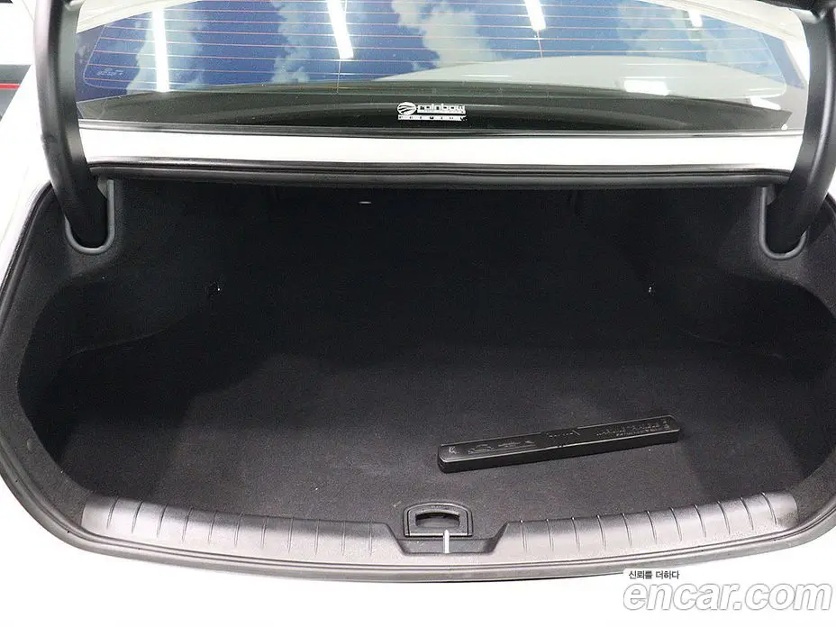 Hyundai Grandeur 2024 1.6 автомат (гидро), фото 5 Hyundai Grandeur 2024 1.6 автомат (гидро), фото 5