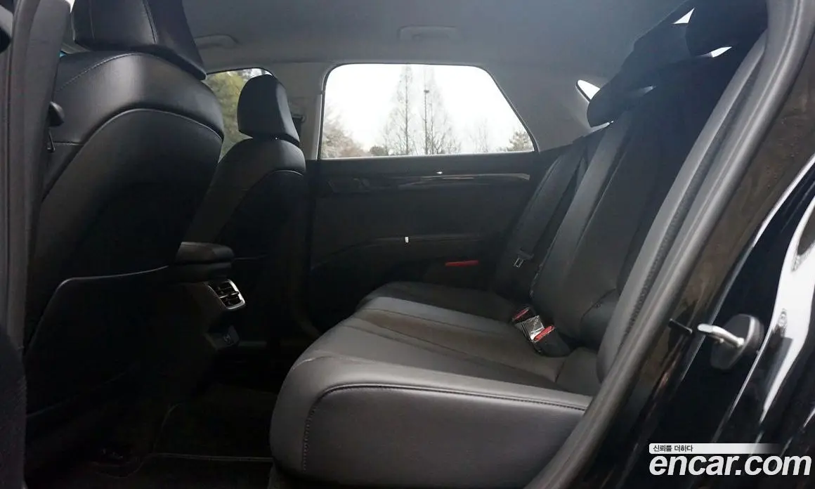 Hyundai Grandeur 2025 2.5 автомат (гидро), фото 10 Hyundai Grandeur 2025 2.5 автомат (гидро), фото 10