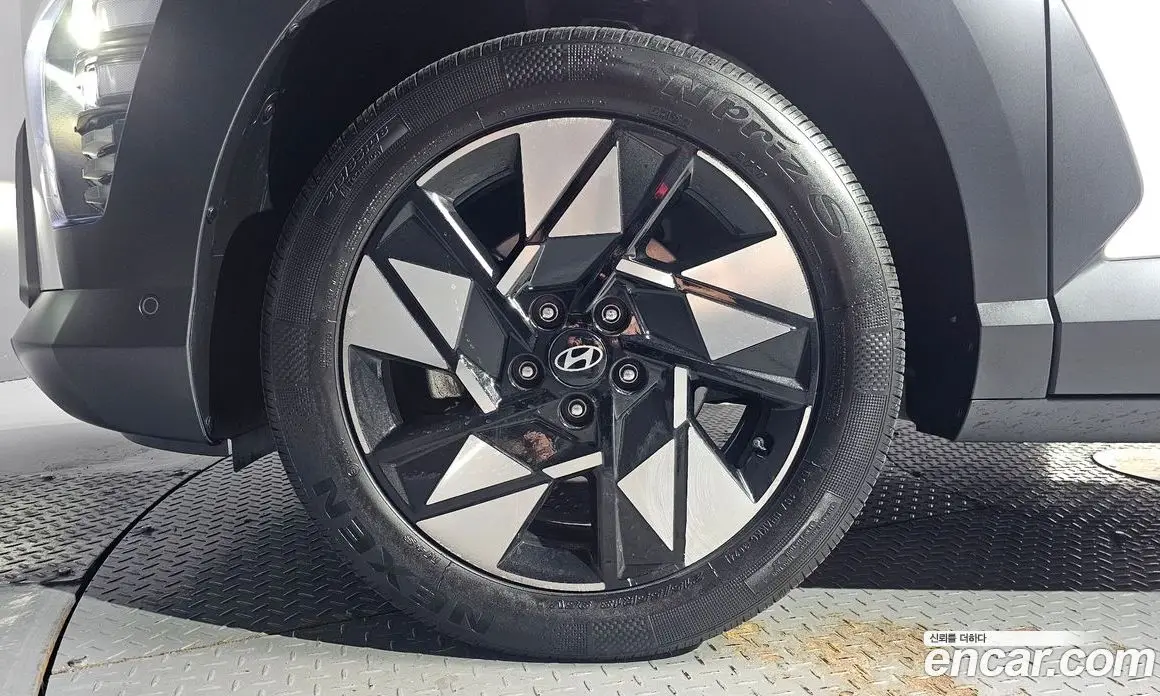 Hyundai Kona 2024 1.6 автомат (гидро), фото 5 Hyundai Kona 2024 1.6 автомат (гидро), фото 5