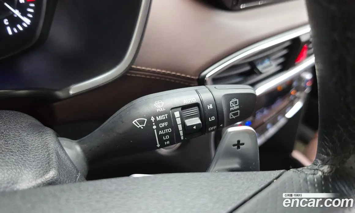 Hyundai Santa Fe 2019 2.0 автомат (гидро), фото 20 Hyundai Santa Fe 2019 2.0 автомат (гидро), фото 20