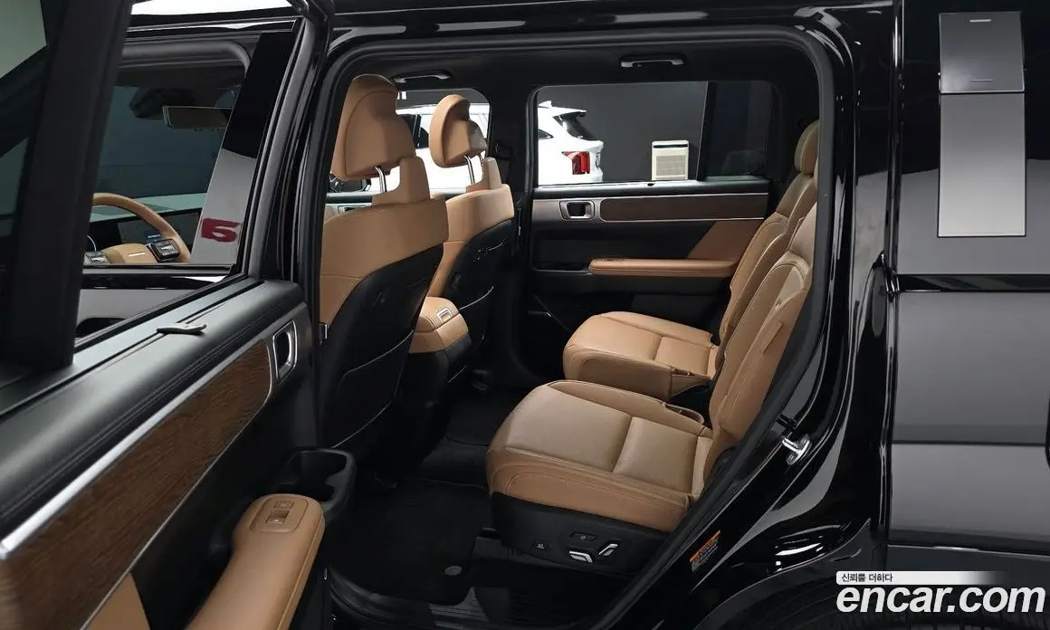 Hyundai Santa Fe 2024 2.5 автомат (гидро), фото 12