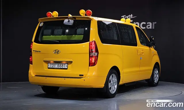 Hyundai Starex 2021 2.4 автомат (гидро), миниатюра 2 Hyundai Starex 2021 2.4 автомат (гидро), миниатюра 2