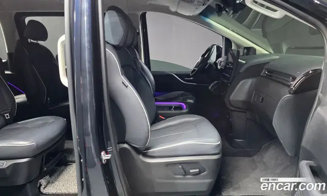 Hyundai Staria 2021 3.5 автомат (гидро), миниатюра 11