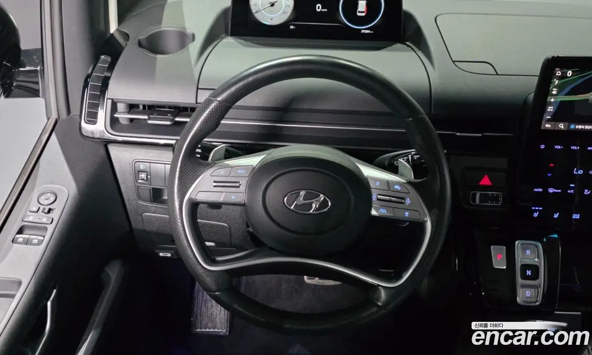 Hyundai Staria 2021 3.5 автомат (гидро), фото 13