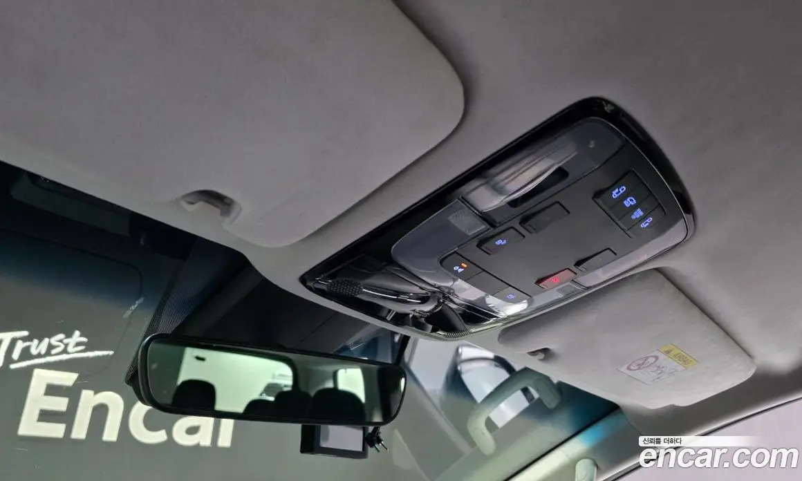 Hyundai Staria 2021 3.5 автомат (гидро), фото 18