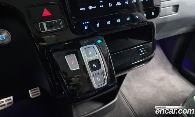 Hyundai Staria 2021 3.5 автомат (гидро), миниатюра 9
