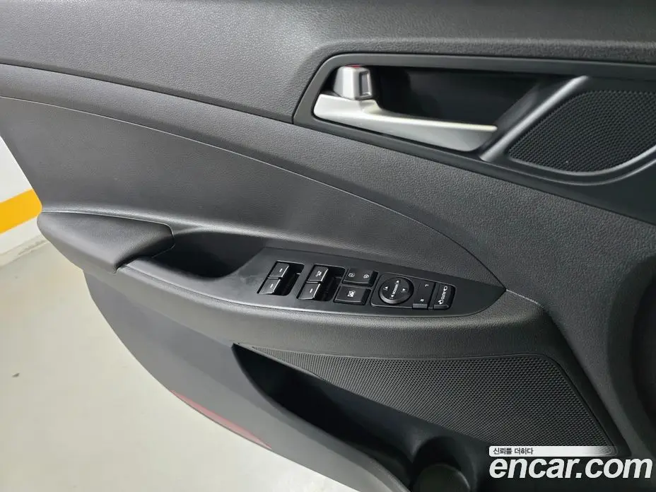 Hyundai Tucson 2016 2.0 автомат (гидро), фото 18