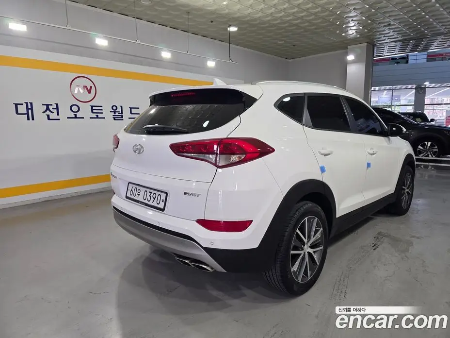 Hyundai Tucson 2016 2.0 автомат (гидро), фото 4