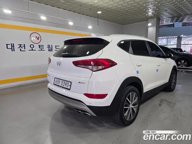 Hyundai Tucson 2016 2.0 автомат (гидро), миниатюра 4